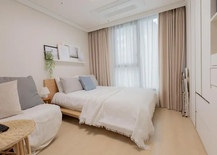 Apartamento The Share Myeongdong *